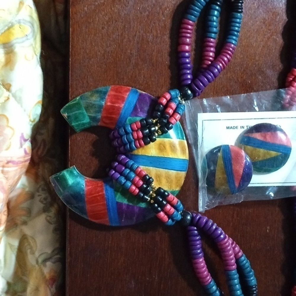 Matching set native necklace and earrings
